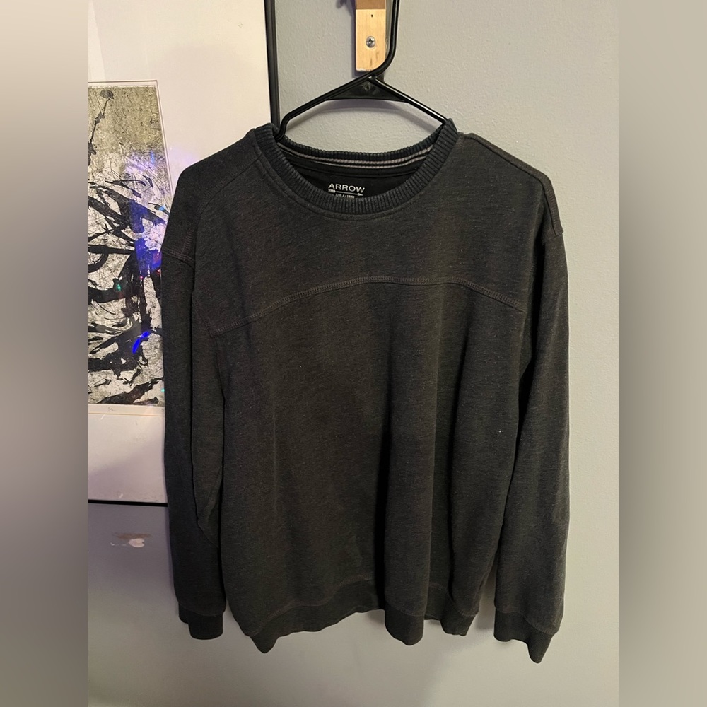 ARROW CREWNECK